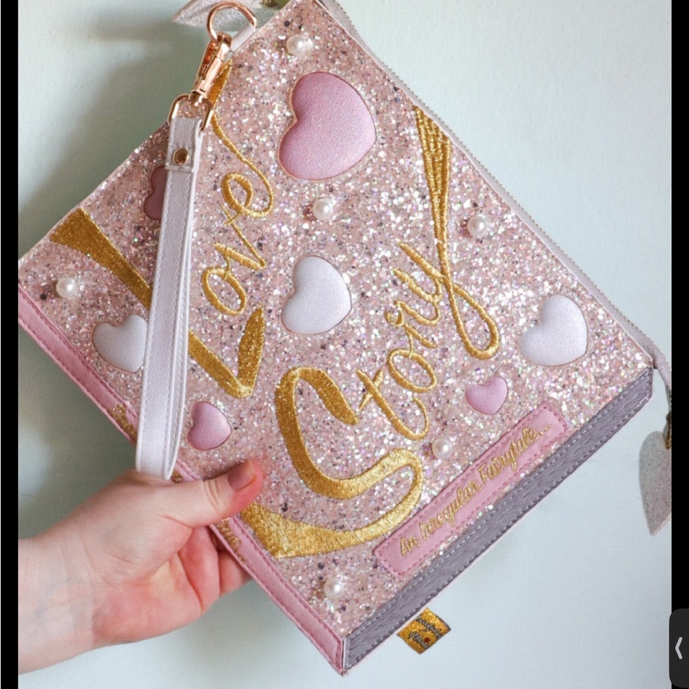 Last chance! Irregular Choice 'Love Story' Clutch